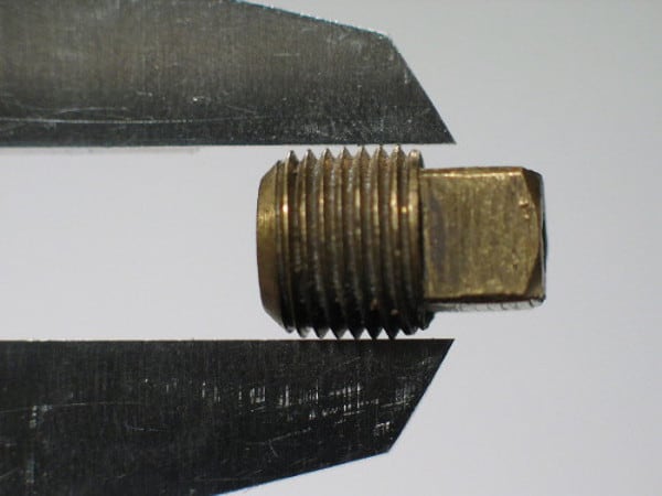 Tapered Thread on a Pipe Plug