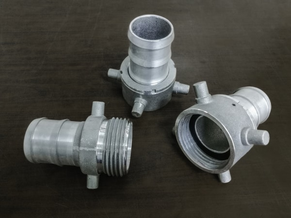 Aluminum threaded fittings