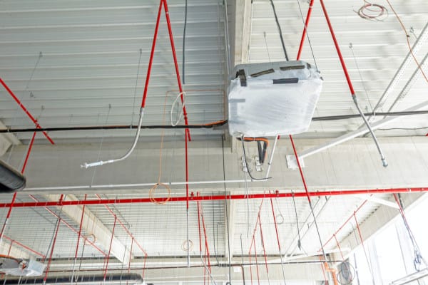 Flexible fire sprinkler drops