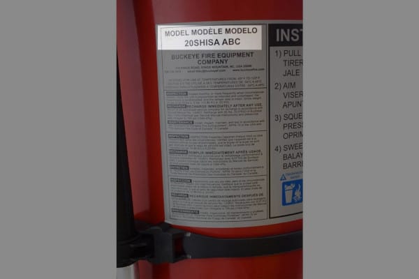 Highlight of the model number on a fire extinguisher label
