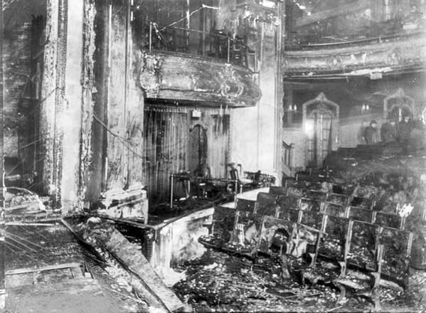 Burned theatre after the Iroquois Theater Fire 