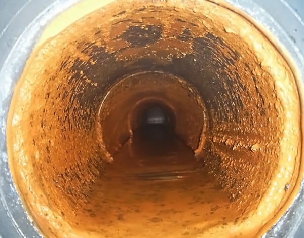 Corrosion and dirty water in fire sprinkler pipe
