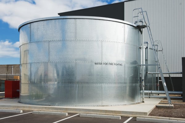 Fire protection water tank