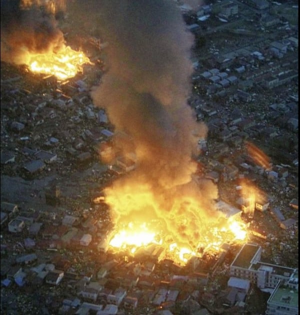 Picture of Kobe Earthquake Fire