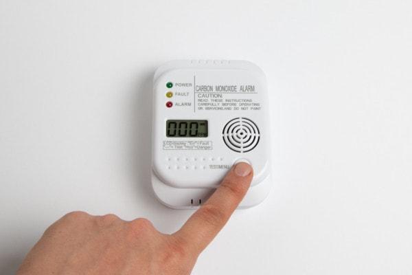 Testing CO alarm in a home