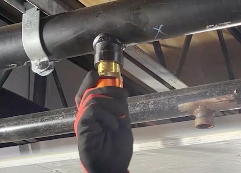 Installing sprinkler into Viking InstaSeal outlet