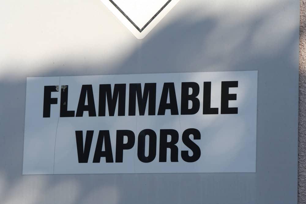 Flammable vapors sign