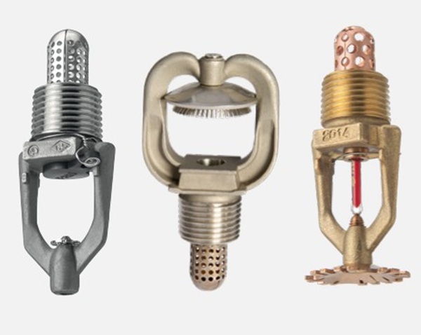 Water mist spray nozzles